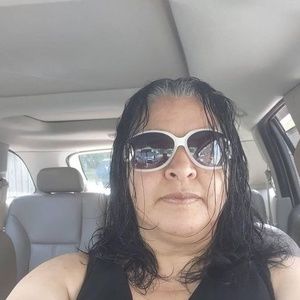 Meet your Posher, Eli